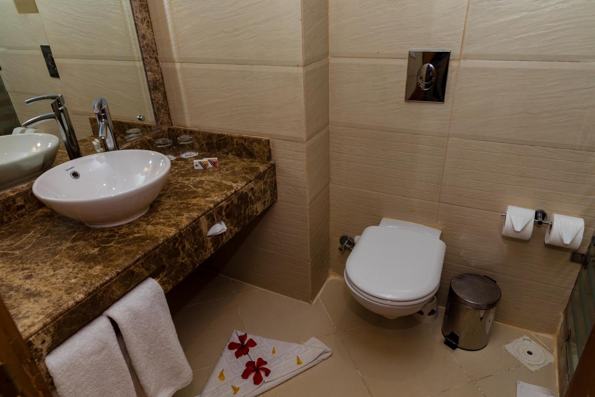Golden Beach Resort Hurghada Exterior foto